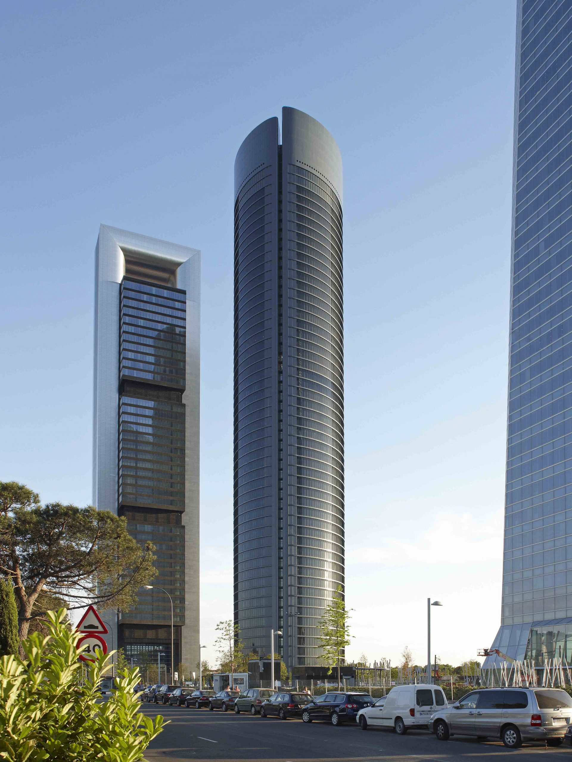 Hotel Eurostars Madrid Tower 5* – GCA Architects